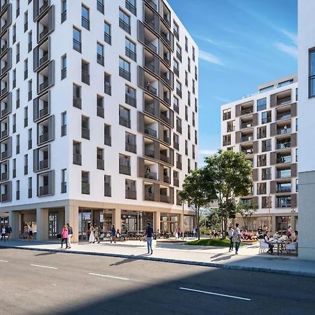 Donaublick Oasis: Stylische Wohnung Wina Bagian luar foto